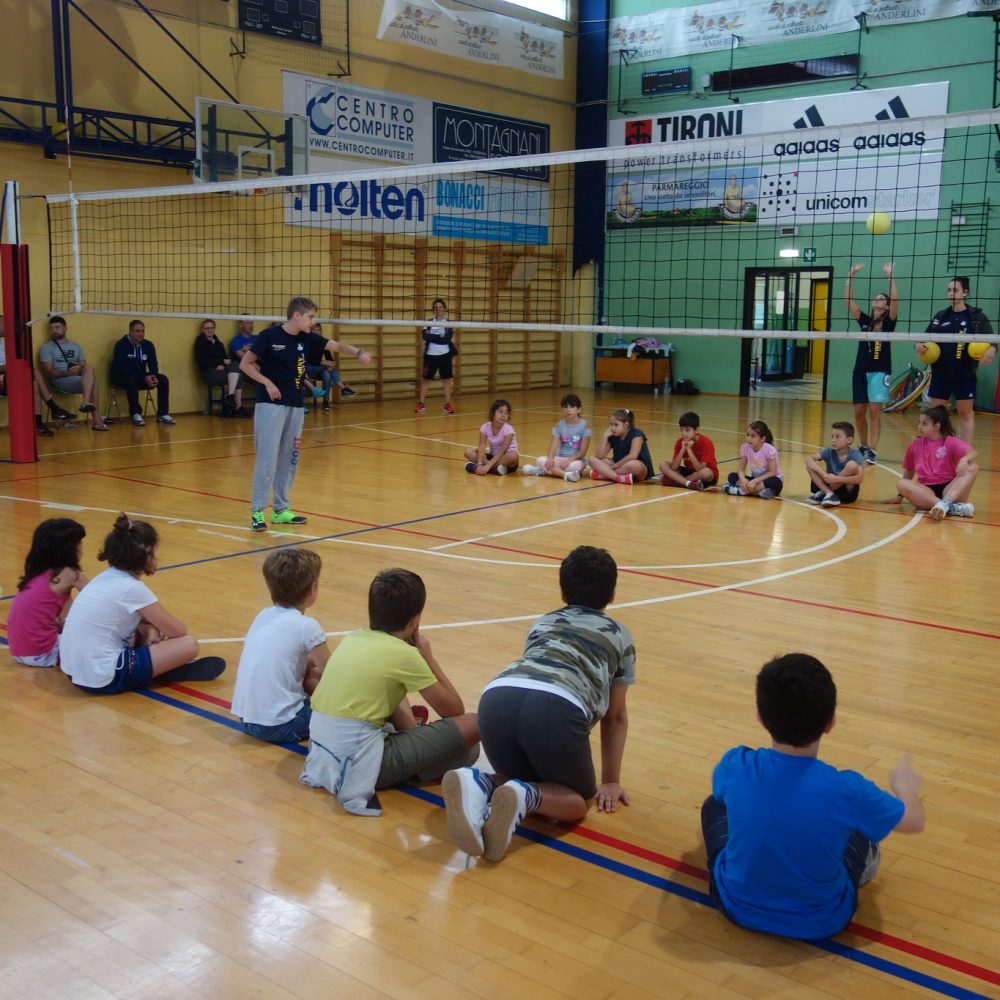 scuola pallavolo anderlini modena progetti europei funball