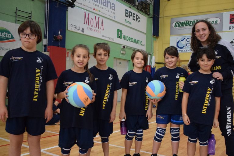 scuola pallavolo anderlini modena progetti europei funball